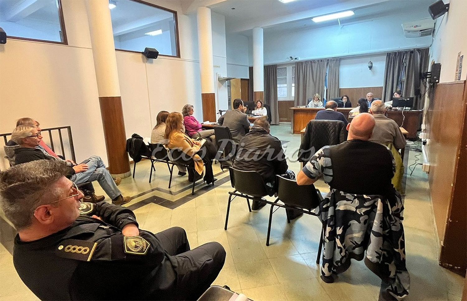 Unos 40 testigos en un juicio oral en el Tribunal Criminal