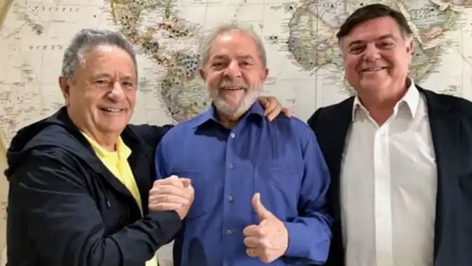 Duhalde se reunió con Lula: “Lo están atacando injustamente"
