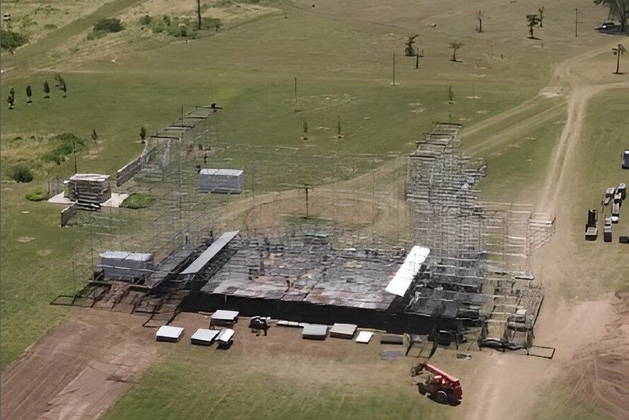 El escenario donde tocarán Los Fundamentalistas del Aire Acondicionado.