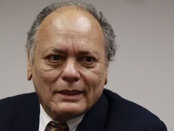 Experto critica apoyo a "una invasión" en Venezuela: "no se dan cuenta de la tragedia que eso significaría"