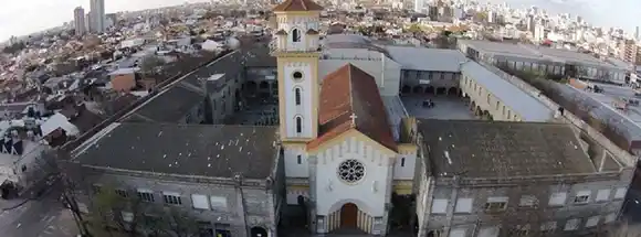Alumnos del Instituto Tavelli ganaron un concurso de innovación con un dron submarino