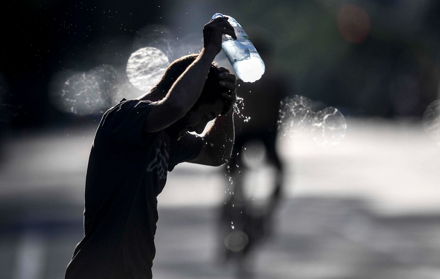 Ola de calor: síntomas a tener en cuenta y precauciones