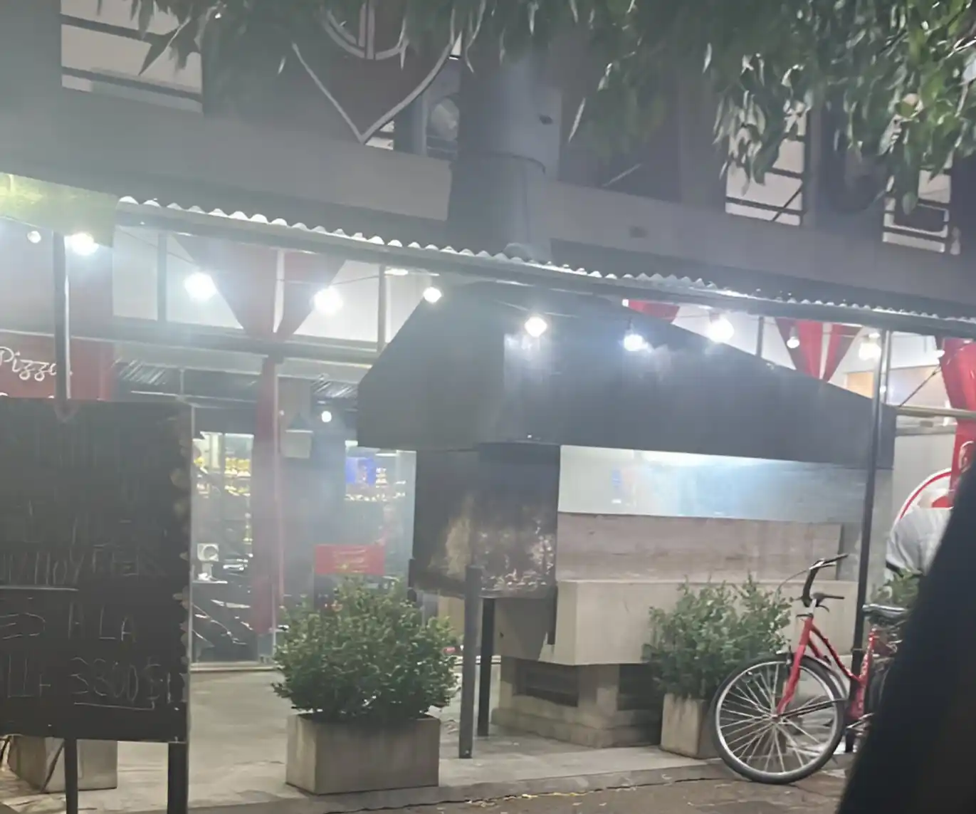 humo parrilla edificio mitre centro salta y ruiz moreno