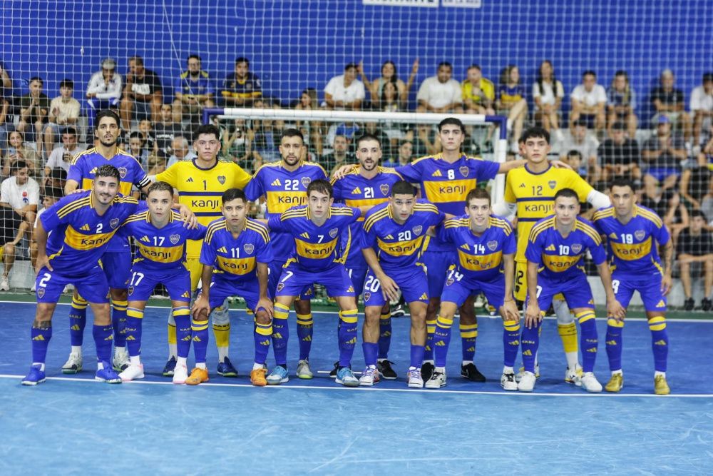 Diego Fernández luciendo la camiseta 17 de Boca.