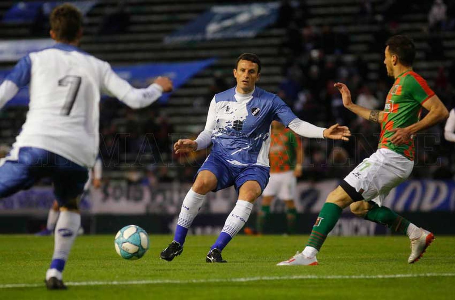 Alvarado quiere aprovecharse de un “Pirata” convulsionado