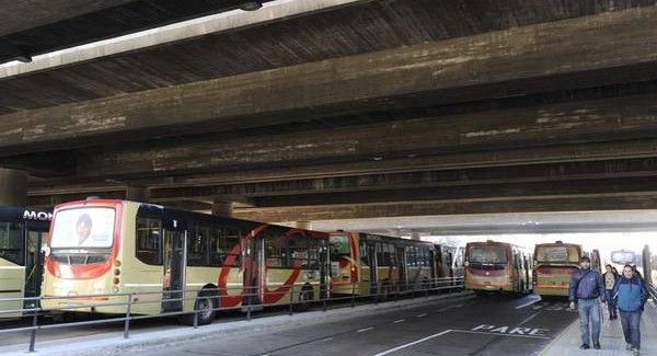 Continúa la medida de fuerza en la Línea 60: Los pasajeros viajan gratis
