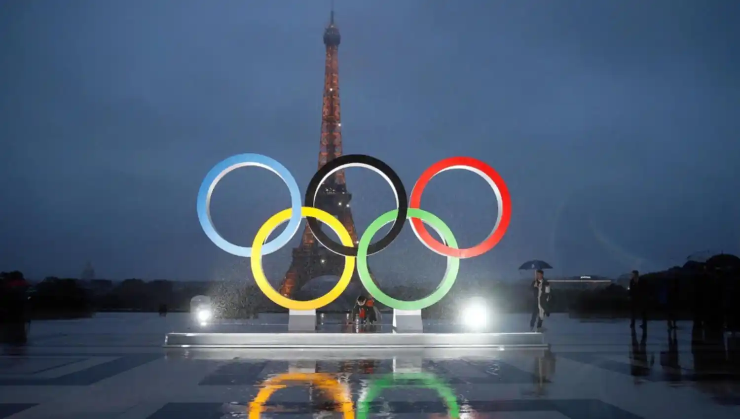 Juegos Olímpicos y Paralímpicos: París 2024 busca 45.000 voluntarios para diferentes tareas.