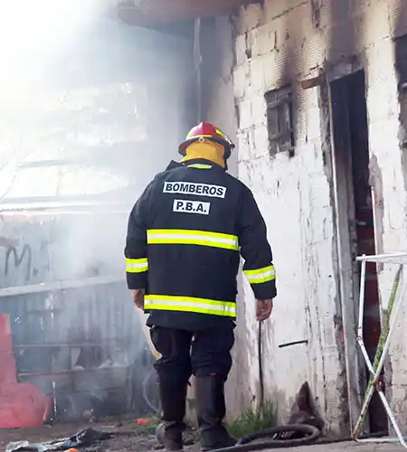 Incendio afectó a una vivienda
