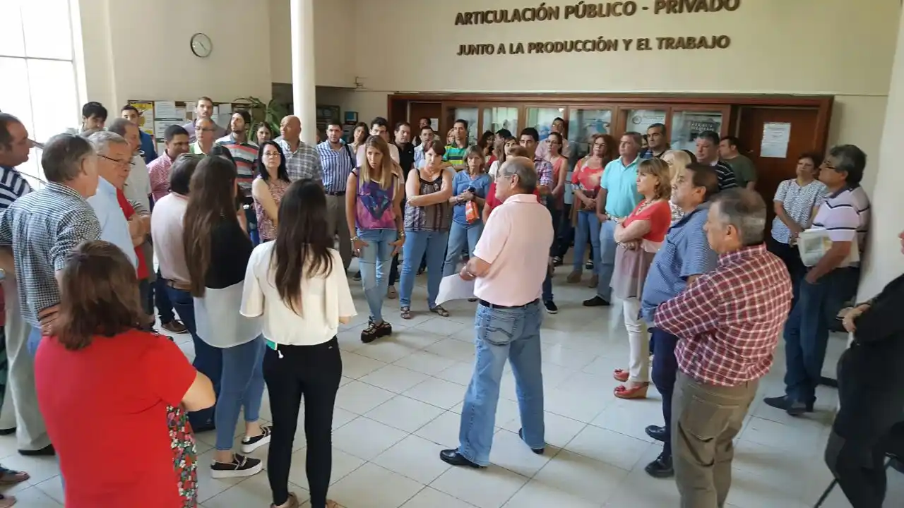 Se suspenden las medias de fuerzas en el Ministerio de la Producción