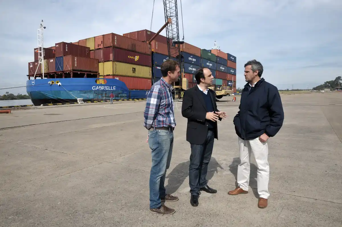 Corral manifestó su satisfacción por nuevas tareas en el Puerto