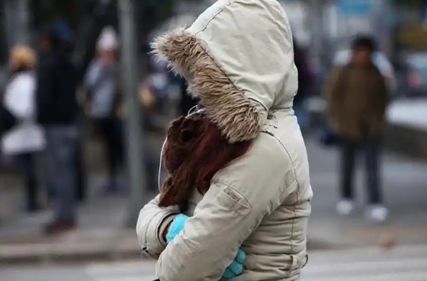Lunes de bajas temperaturas invernales y nubosidad variable en Rosario