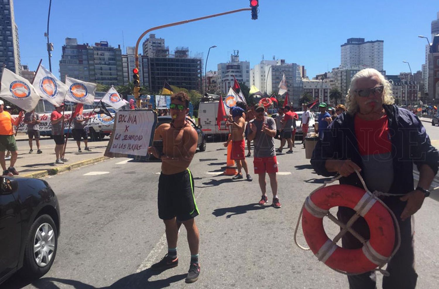 Guardavidas en alerta: "La gente hace dos meses y medio que no cobra"