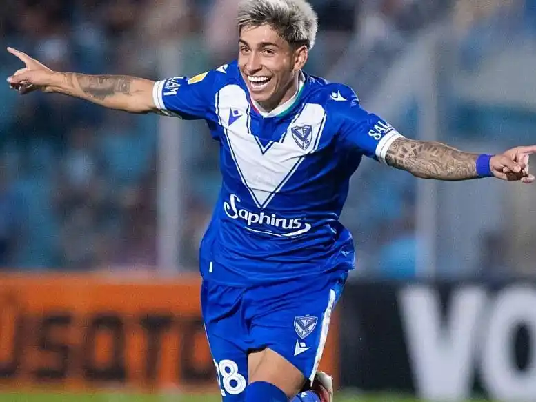Carrizo se destaca en Vélez.