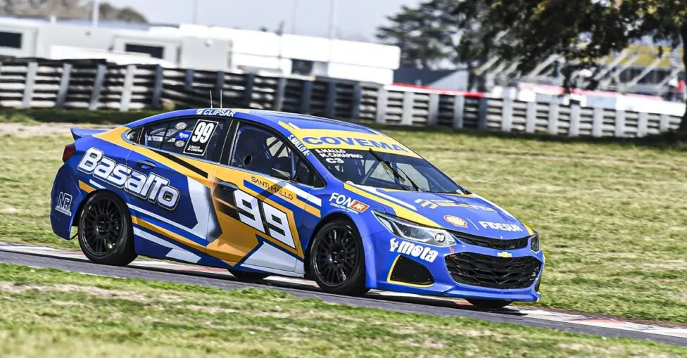 Matías Canapino lideró la final de invitados de la Clase 3. La Carrera de los 200 Pilotos