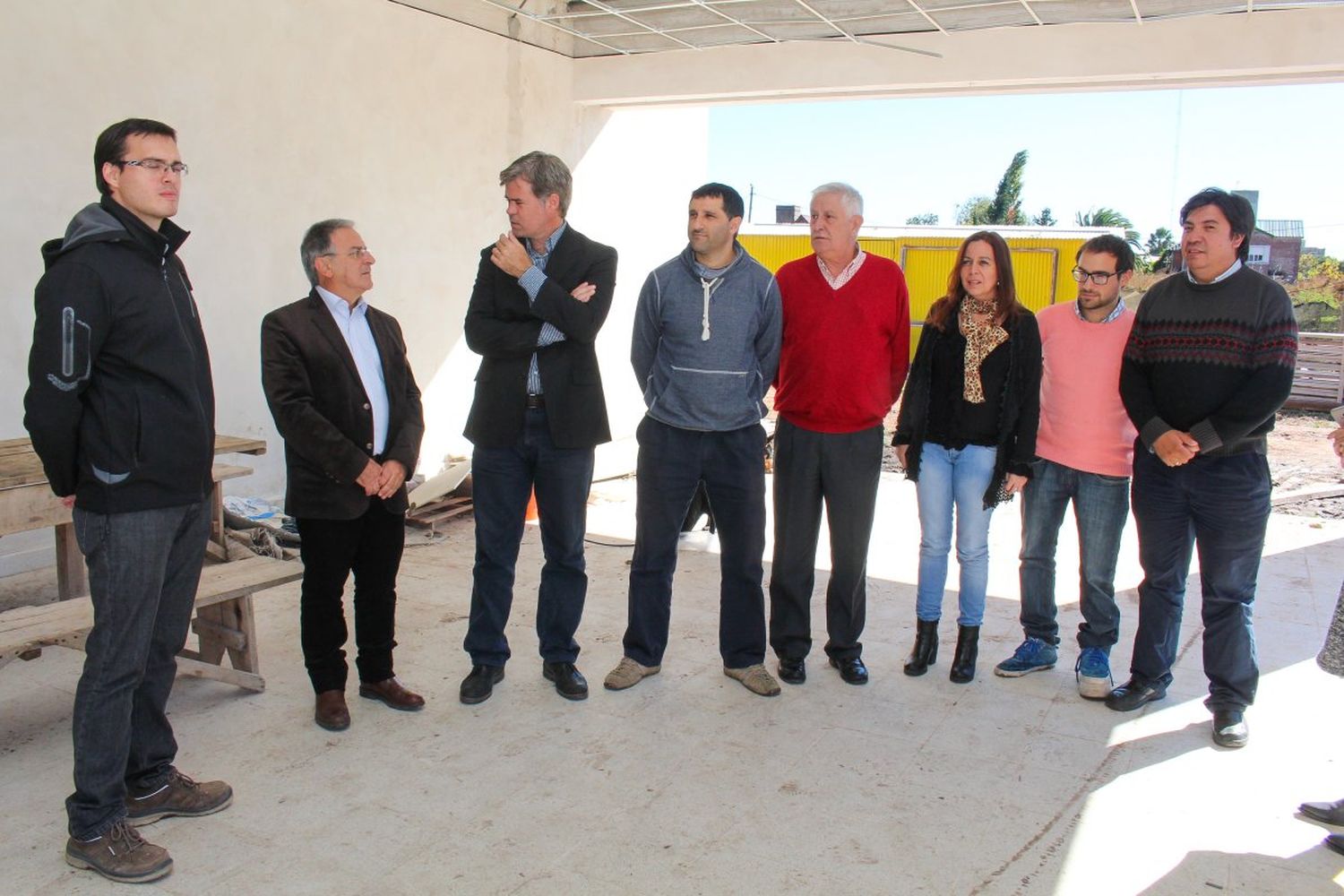 Piaggio y Benedetto recorrieron obras