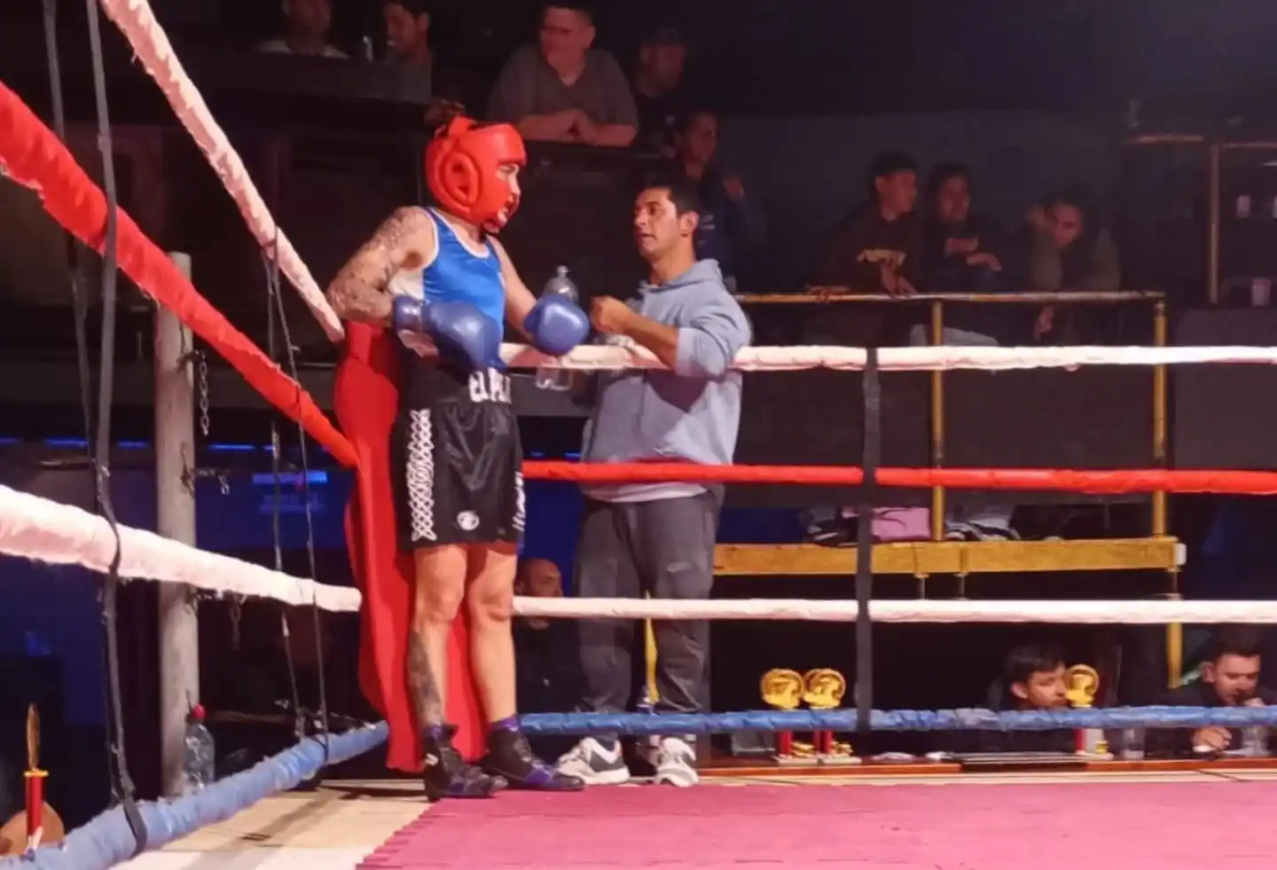 “El Peje” Larraula volvió a brillar: victoria en Gualeguay ante el local Adrián Cabral