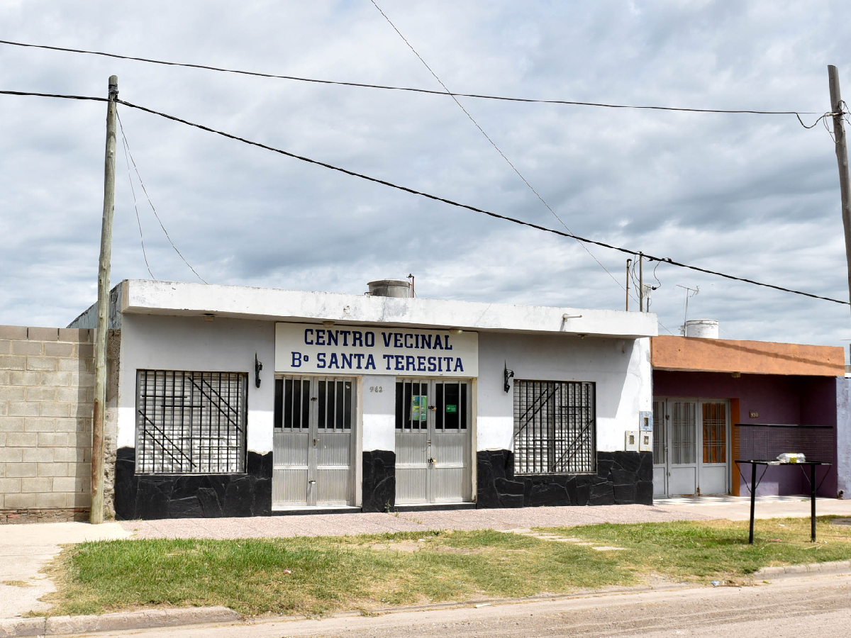 Dos detenidos por intento de robo en centro vecinal que funciona como merendero 