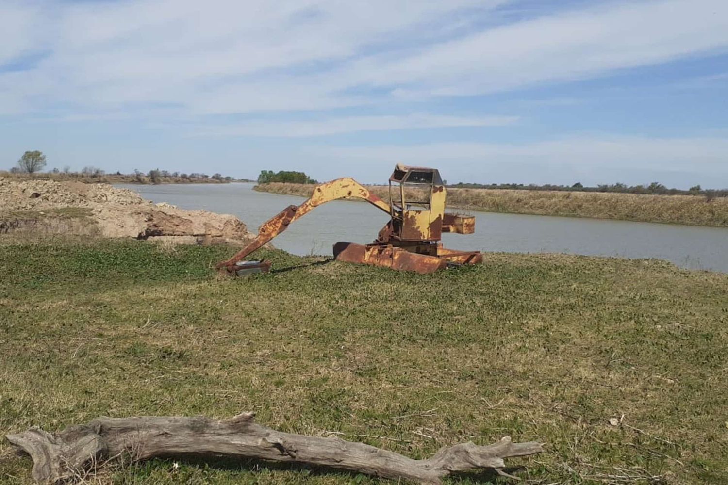Detectan maquinaria realizando actividades ilegales en islas del Delta