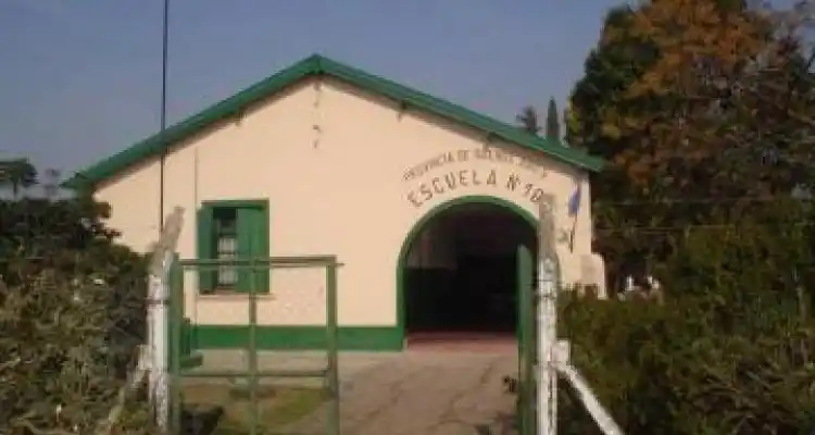 Robo y destrozos en la Escuela Nº 16