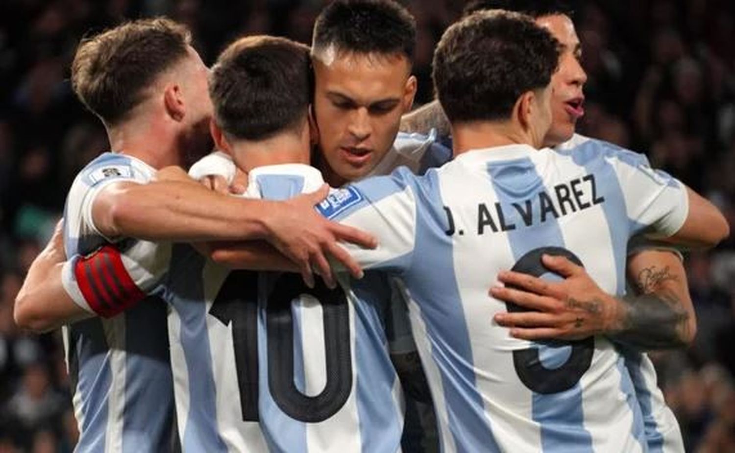 La Selección Argentina le ganó 1 a 0 a Perú y cerró otro año de gloria