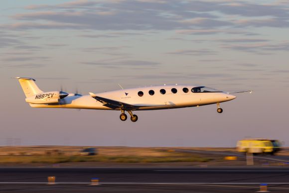 Eviation Aircraft receives letter of intent for 25 Alice electric aircraft