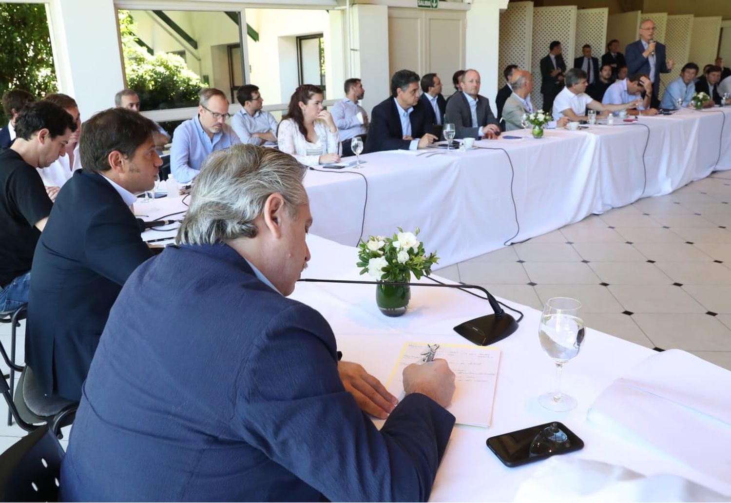 Coronavirus: Reforzarán la seguridad en el Conurbano, tras reunión de Kicillof e intendentes en Olivos