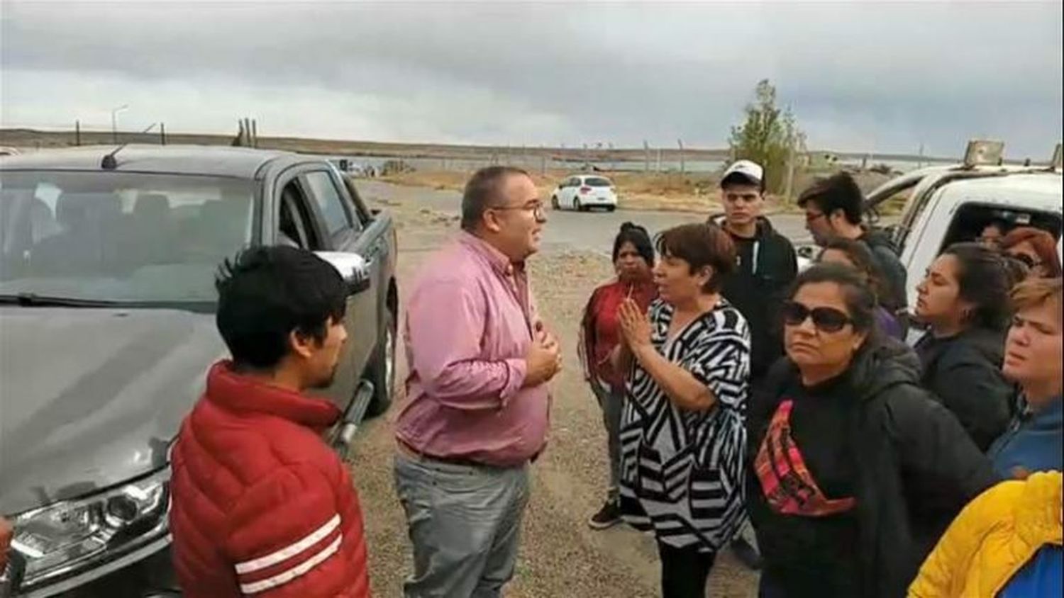 La mujer violada regresó a Salta y el padre de un imputado le pidió “perdón”