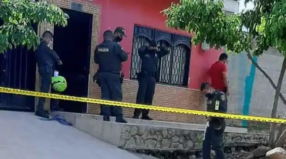 “LA BEBÉ SE PODÍA SALVAR”: asesinan a joven venezolana embarazada en Colombia
