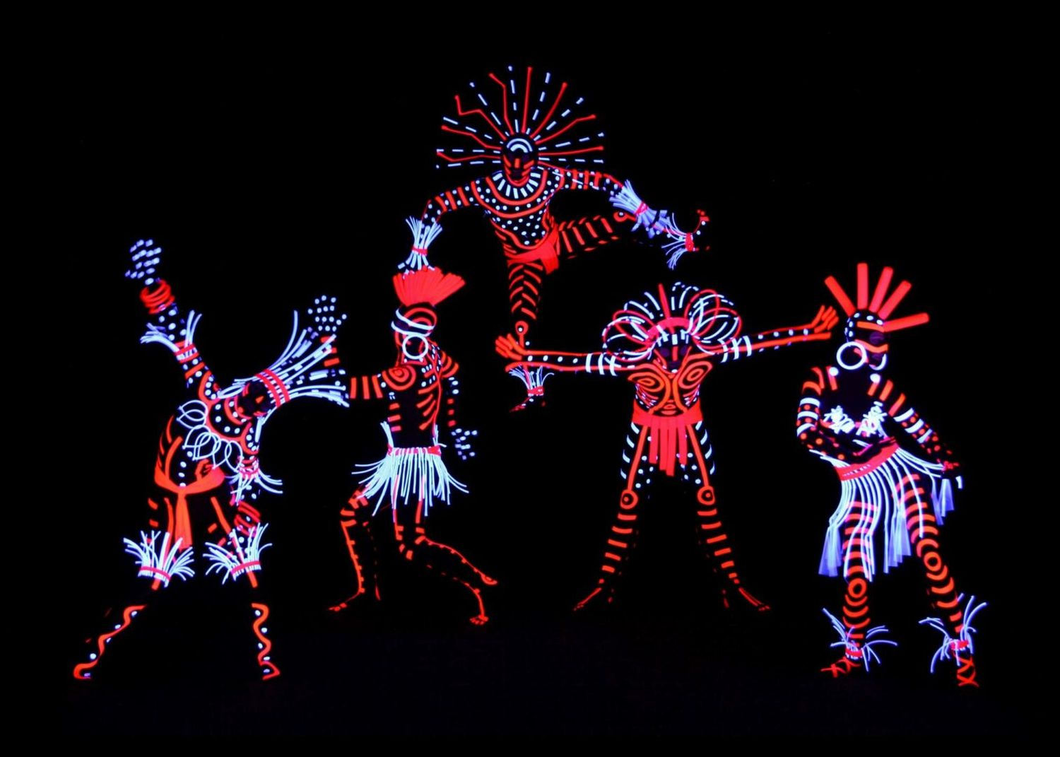Esto costarán en preventa las funciones del Teatro Negro de Praga en Caracas