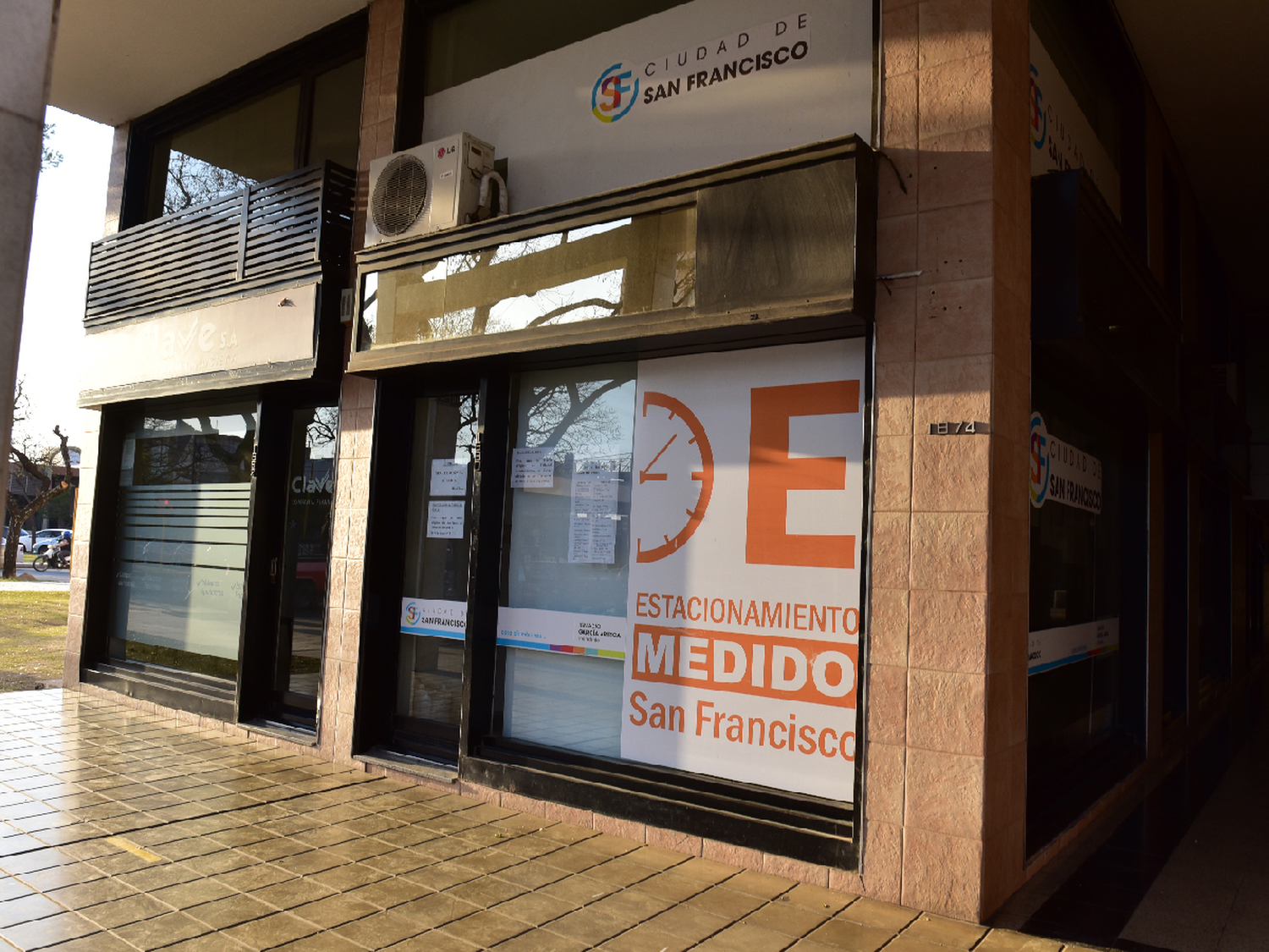 Agredieron a un controlador del estacionamiento medido