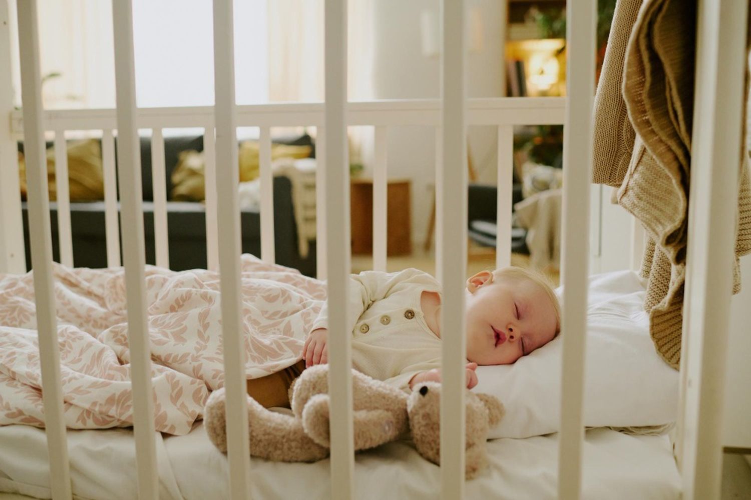 Cómo crear un ambiente adecuado para el descanso de tu bebé