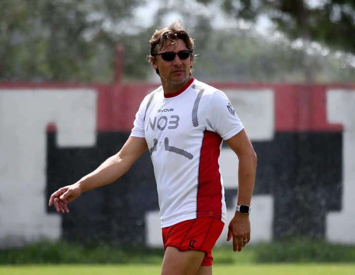 Heinze analizó el presente de Newell’s y aclaró que «el escudo está por encima de todos»