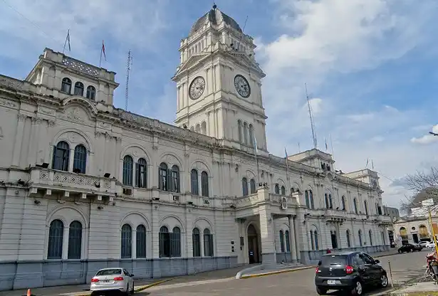 Aumentan asignaciones familiares a empleados provinciales 