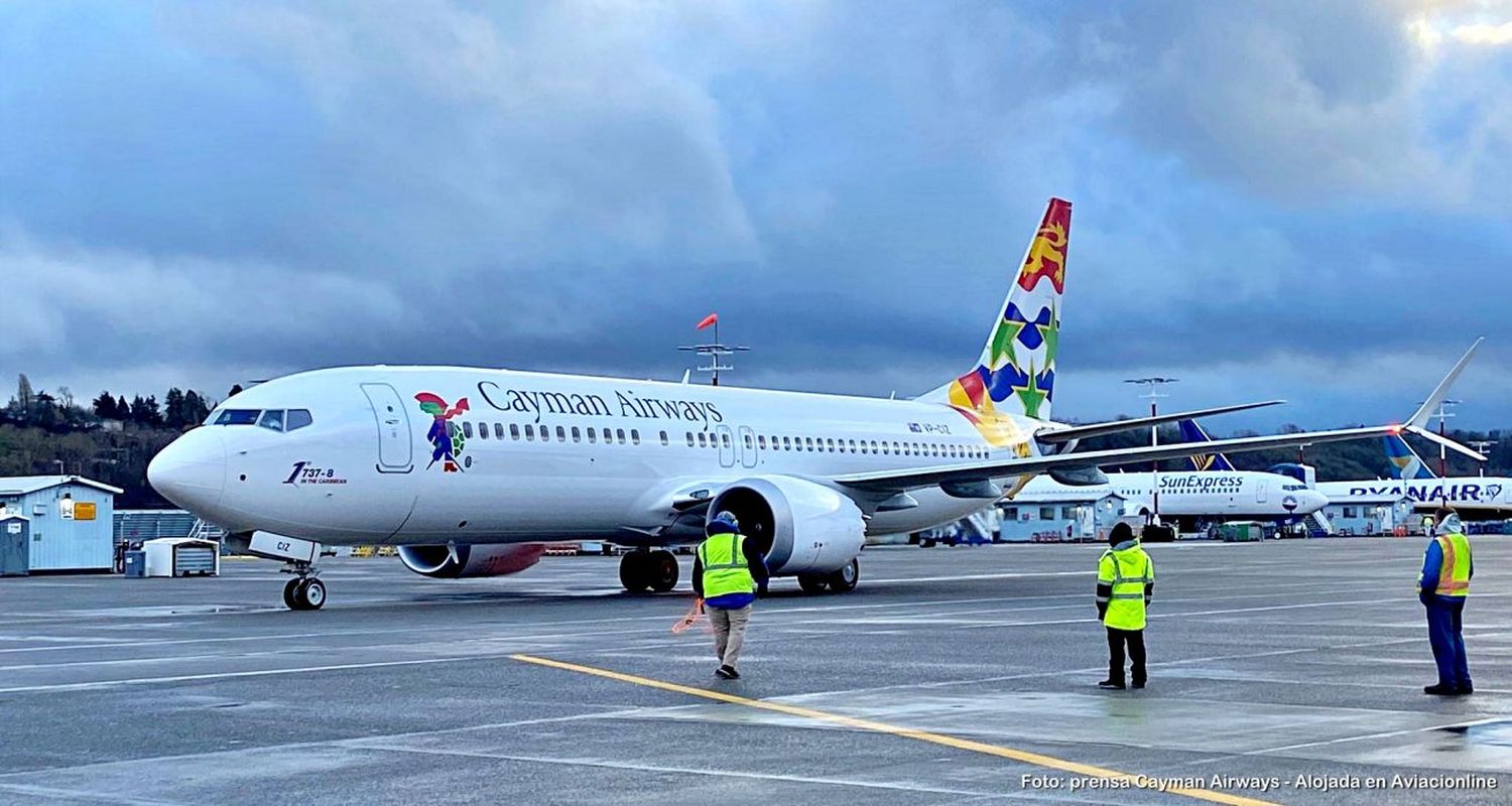 With the delivery of a new Boeing 737-8 Cayman Airways completed its fleet modernization plan