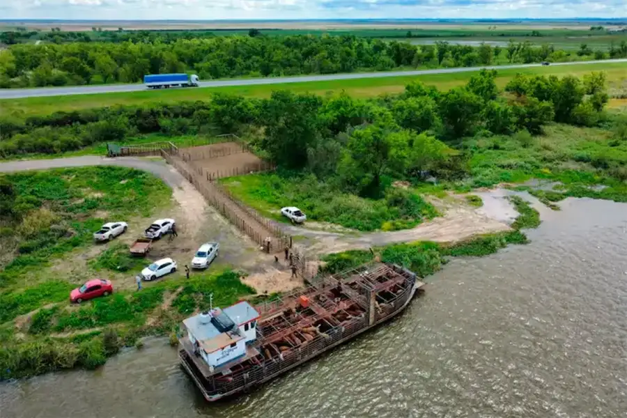 Evacuar ganado de las islas durante - 1