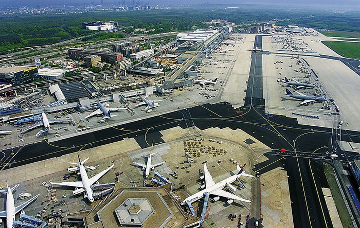 Aeropuertos de Fraport registraron un 3,9% más de pasajeros en el primer trimestre de 2012