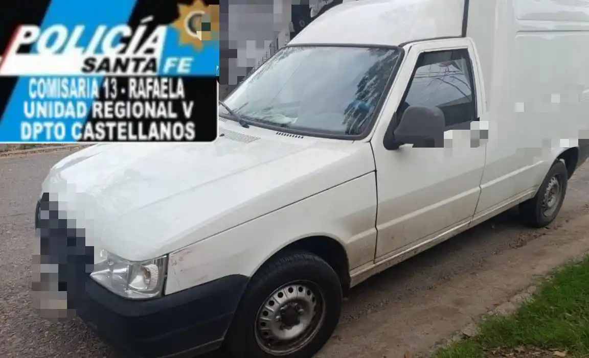 Estacionó la camioneta frente a su casa y, al salir, descubrió que se la habían robado: apareció “abandonada”