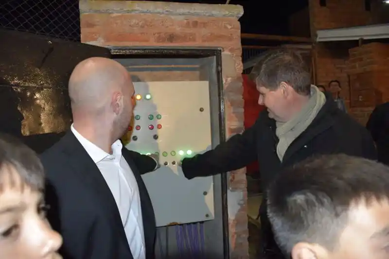 Gargaglione en la inauguración de la nueva iluminación del Serafini