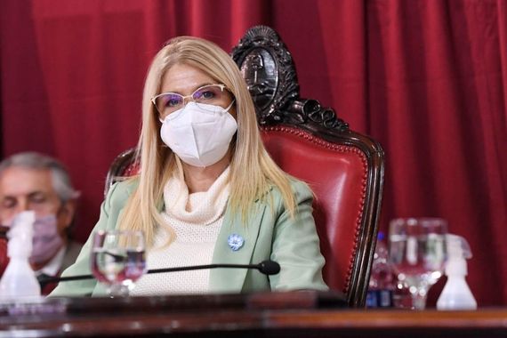 “En un mundo en crisis por la pandemia,  ahora la Provincia podrá salir a adquirir dosis”