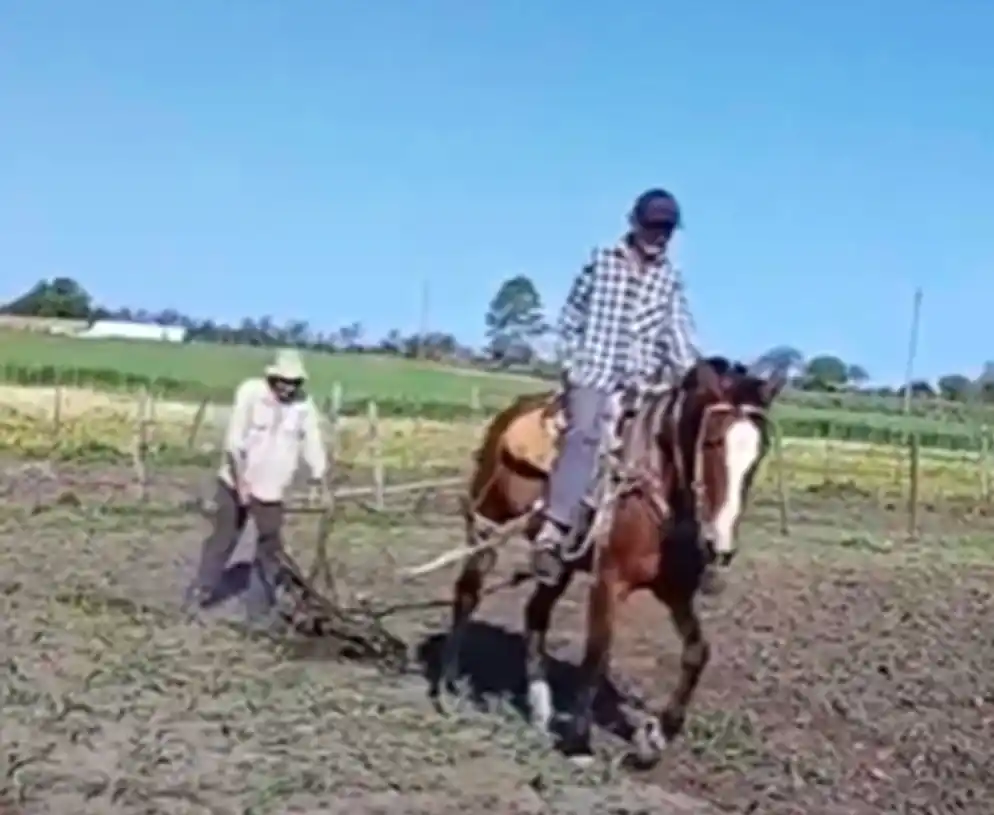 De cuando nuestras aldeas descubrieron su potencial turístico