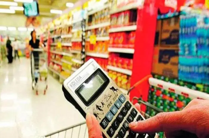 Una familia tipo necesitó  casi 58.000 pesos para  no caer en la pobreza