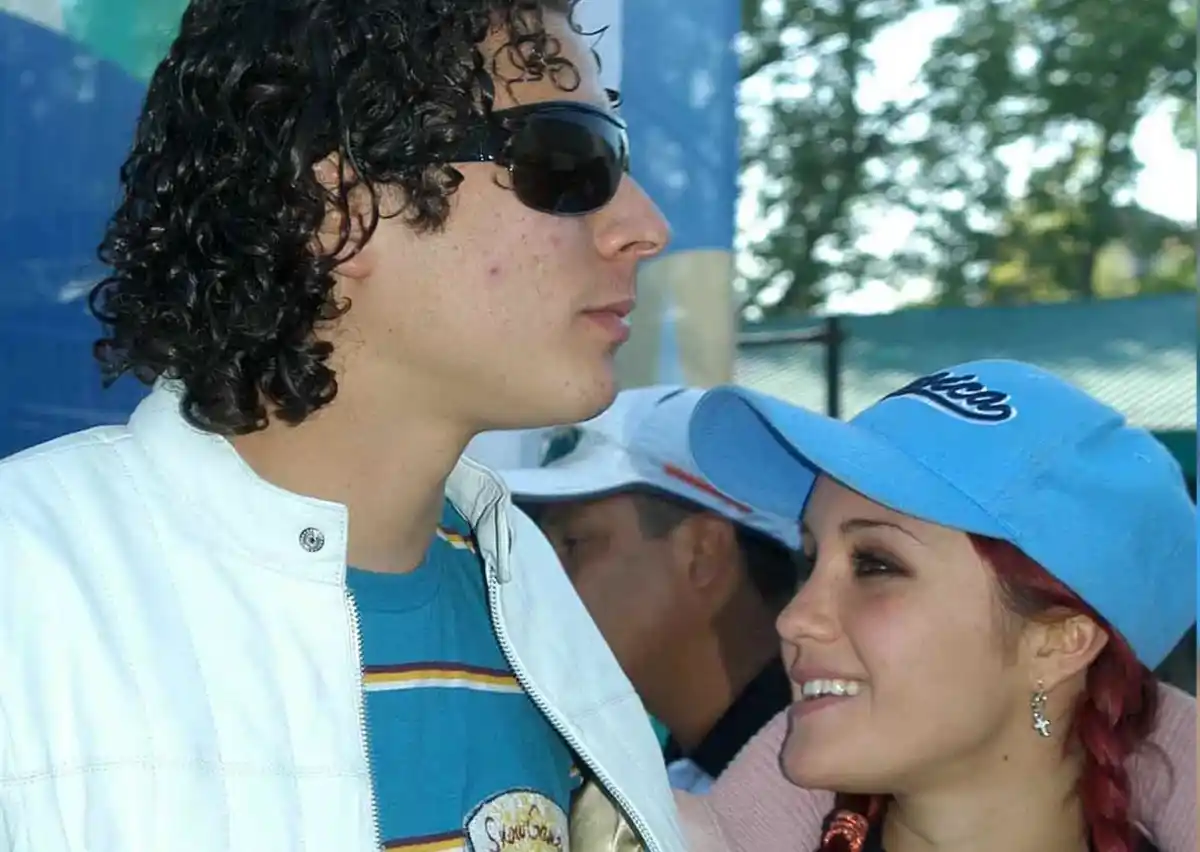 Cantantes Famosas en el Fútbol - Interna 9