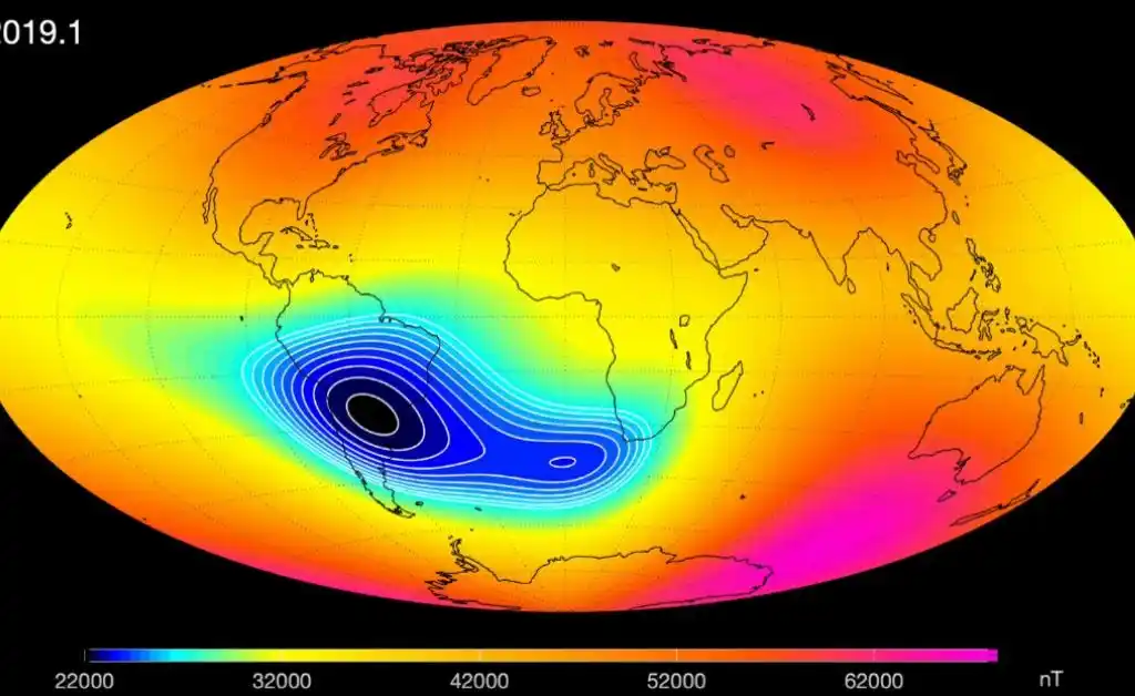 Confirman que el campo magnético de la Tierra se debilita