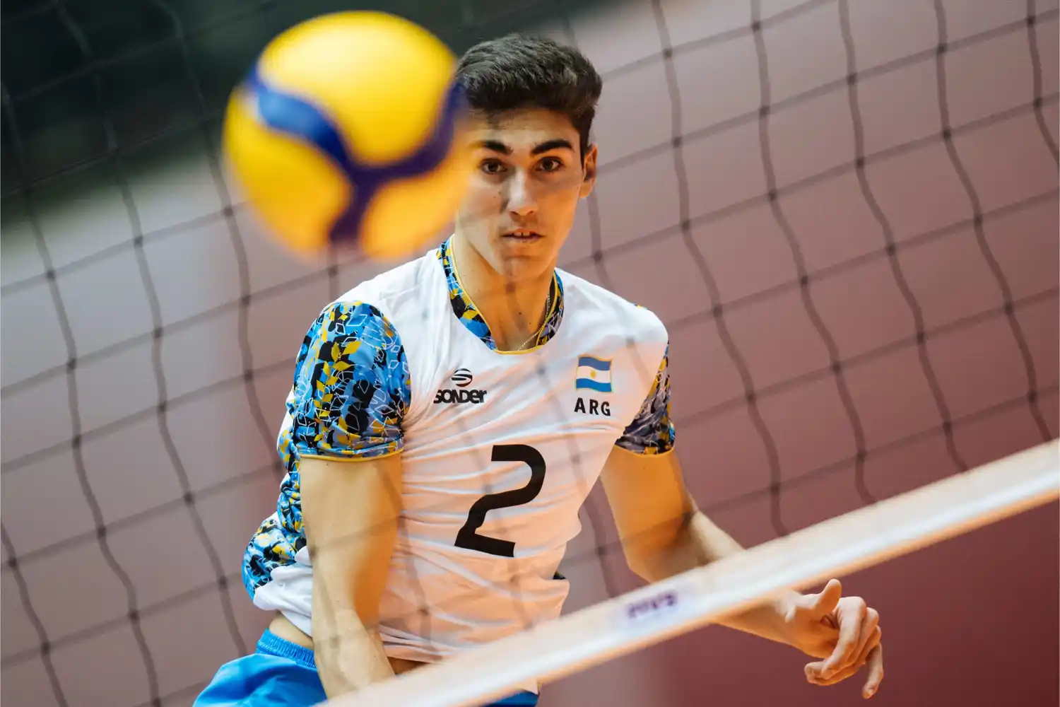 Lucas Conde luego de su remate (Foto: FIVB)