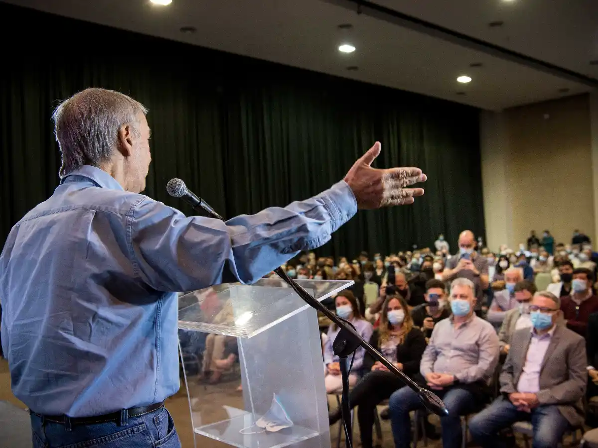 Schiaretti: "Me voy a poner al hombro esta campaña"