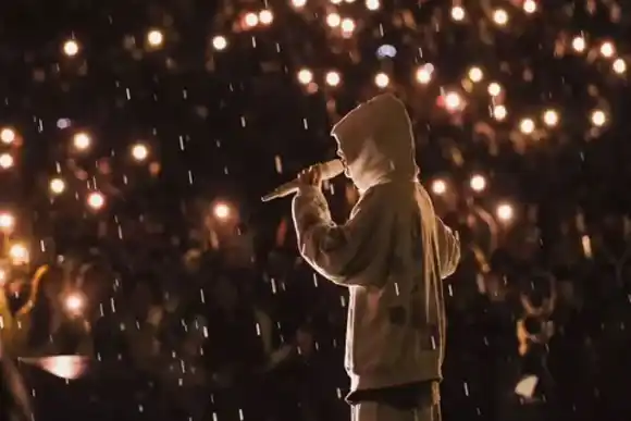 Debido a las condiciones climáticas Tini suspendió su primer show