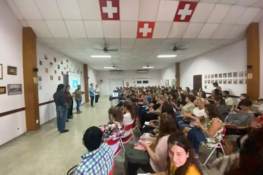 Se realizó la ultima charla de emprendedores del año: 150 participantes planificaron su 2024