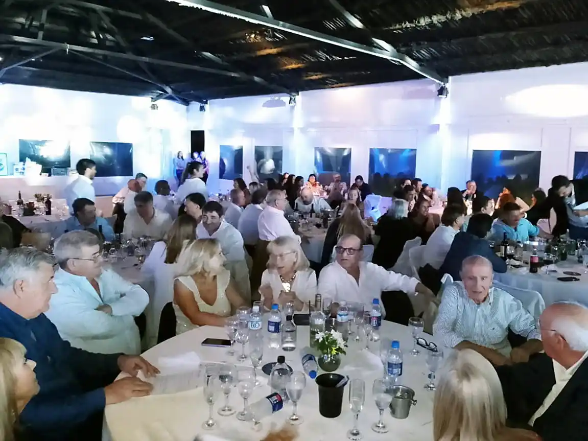 Exitosa “Cena Gualeguay a Beneficio”