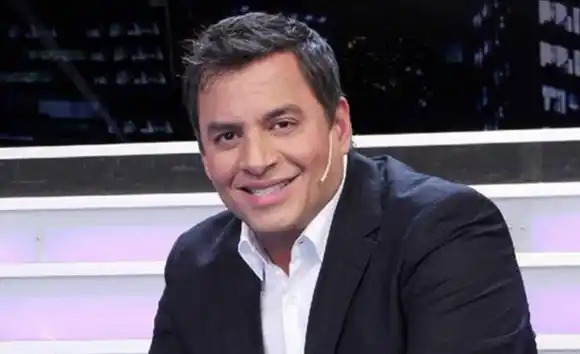 “Doble moral”: Daniel Sarcos le da CON TODO a quienes promueven el lenguaje inclusivo