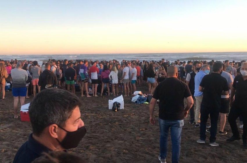 Cierran el ingreso a una playa para impedir encuentros que incentiven a la clandestinidad